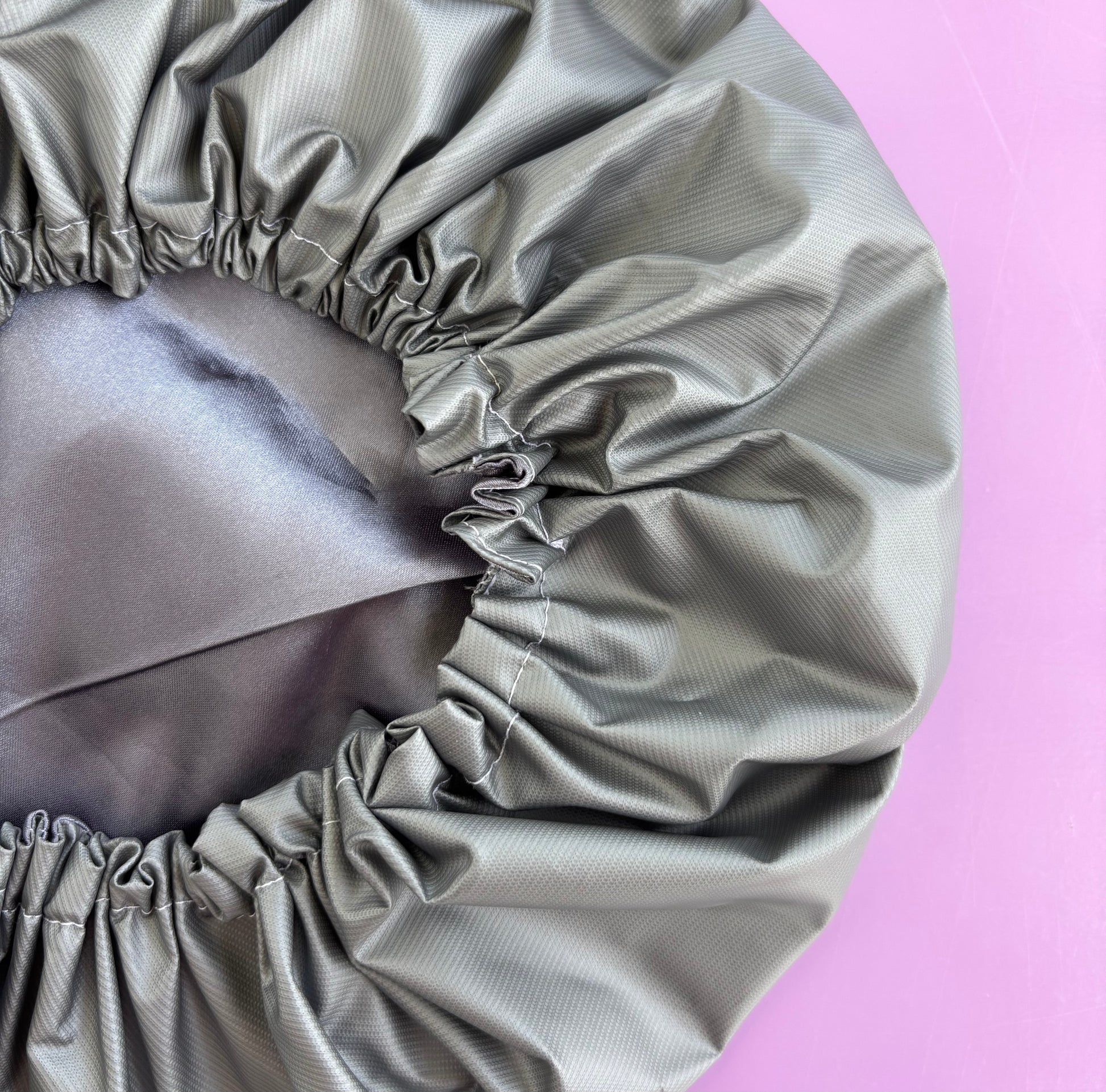 Gorro de Baño Impermeable con Interior en Satín